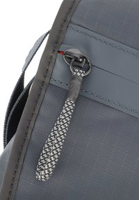 Strellson Premium NORTHWOOD RS DORIAN - Borsa a tracolla - darkblue