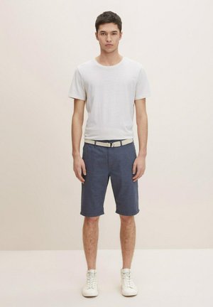 MIT GÜRTEL - Shorts - navytwill