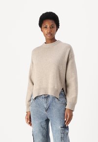 DRYKORN LIZIELA - Pulover - brown
