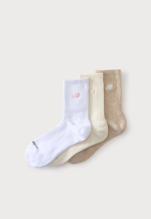 New Balance, COLOR PATCH LOGO SEASONAL MIDCALF UNISEX 3 PACK - Чорапи - white/beige/off-white