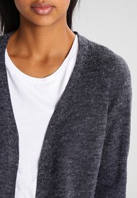 VILA Kofta - mottled dark blue