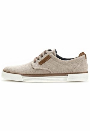 Sneakers laag - panna
