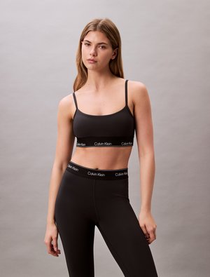 BRA LOW SUPPORT - Športová podprsenka s nízkou podporou - black