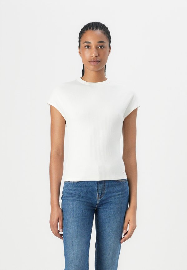 SLIM TEE - Basic T-shirt - ivory silk