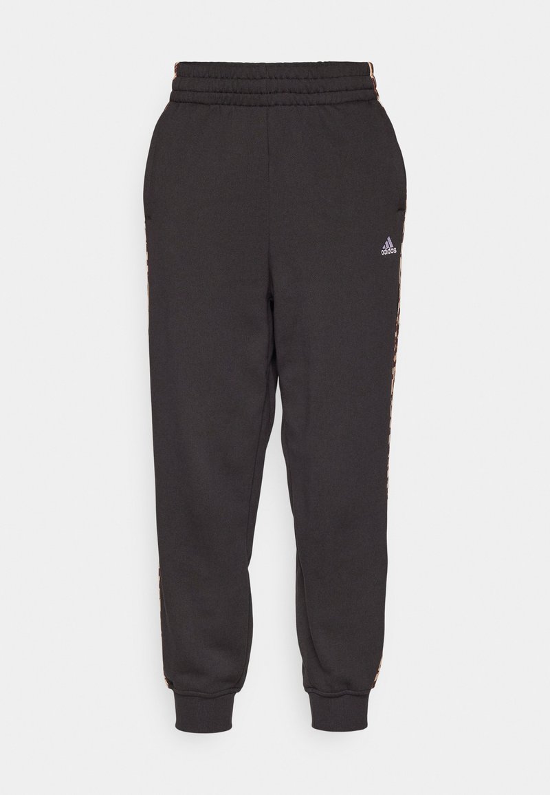Pantaloni Essentials Con 3 Strisce E Stampa Animalier – Taglie Forti, Vita Elastica, 100% Cotone, Perfetti Per Lo Sport E Il Tempo Libero