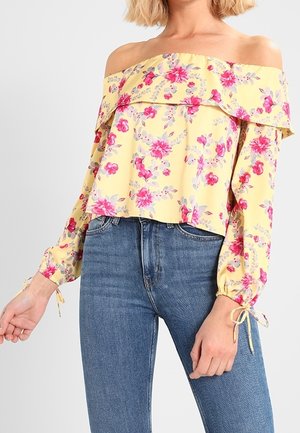Blouse - light yellow