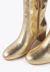 LOLA CASADEMUNT Botines - gold