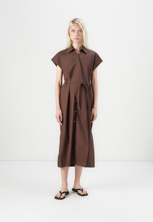 DRESS ELPHABA - Skjortekjole - brown