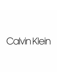 Logo Calvin Klein en gras, police sans-serif, couleur noire sur un fond blanc. Design épuré sans éléments graphiques supplémentaires.