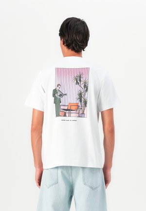 SLHPETE LICENSE O NECK TEE - Marškinėliai su spaudiniu - bright white