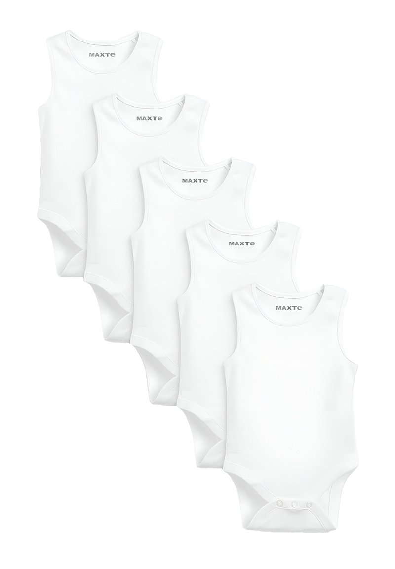 Cinque bodysuit senza maniche bianchi realizzati in cotone, con scollatura rotonda e chiusure a scatto nella parte inferiore, disposti in ordine di taglia crescente.