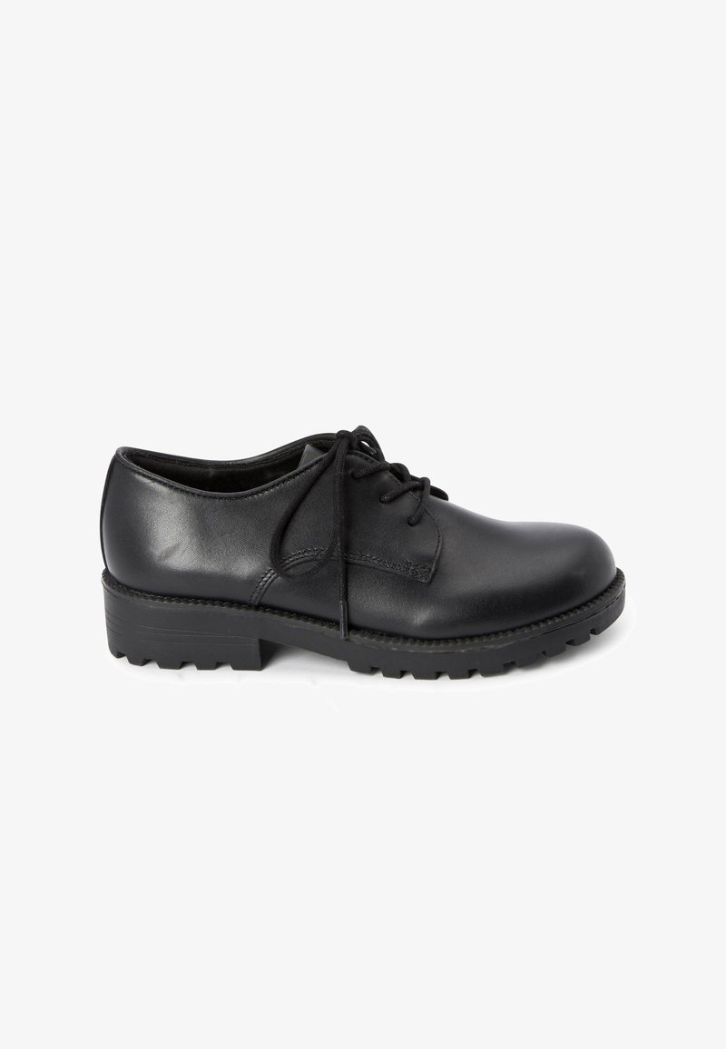 Schwarze Leder-Oxford-Schuhe mit runder Zehenform, Schnürung an der Vorderseite und strukturiertem Gummisohle mit tiefen Profilen für verbesserte Traktion.