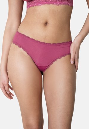 STRING  - Thong - roseberry