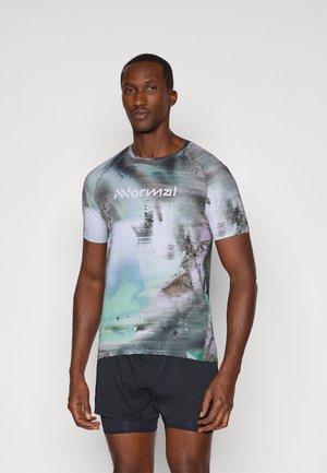 RACE NATURE PRINT - Nyomott mintás póló - green/black