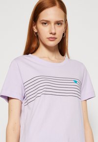 Esprit TEE - T-shirts print - lavender