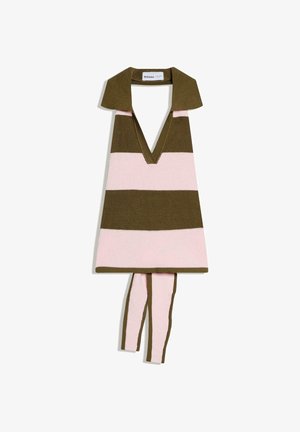 Gebreid mouwloos topje met polokraag, diepe V-hals, bruine en lichtroze horizontale strepen, en bijpassende gestreepte taillebanden.