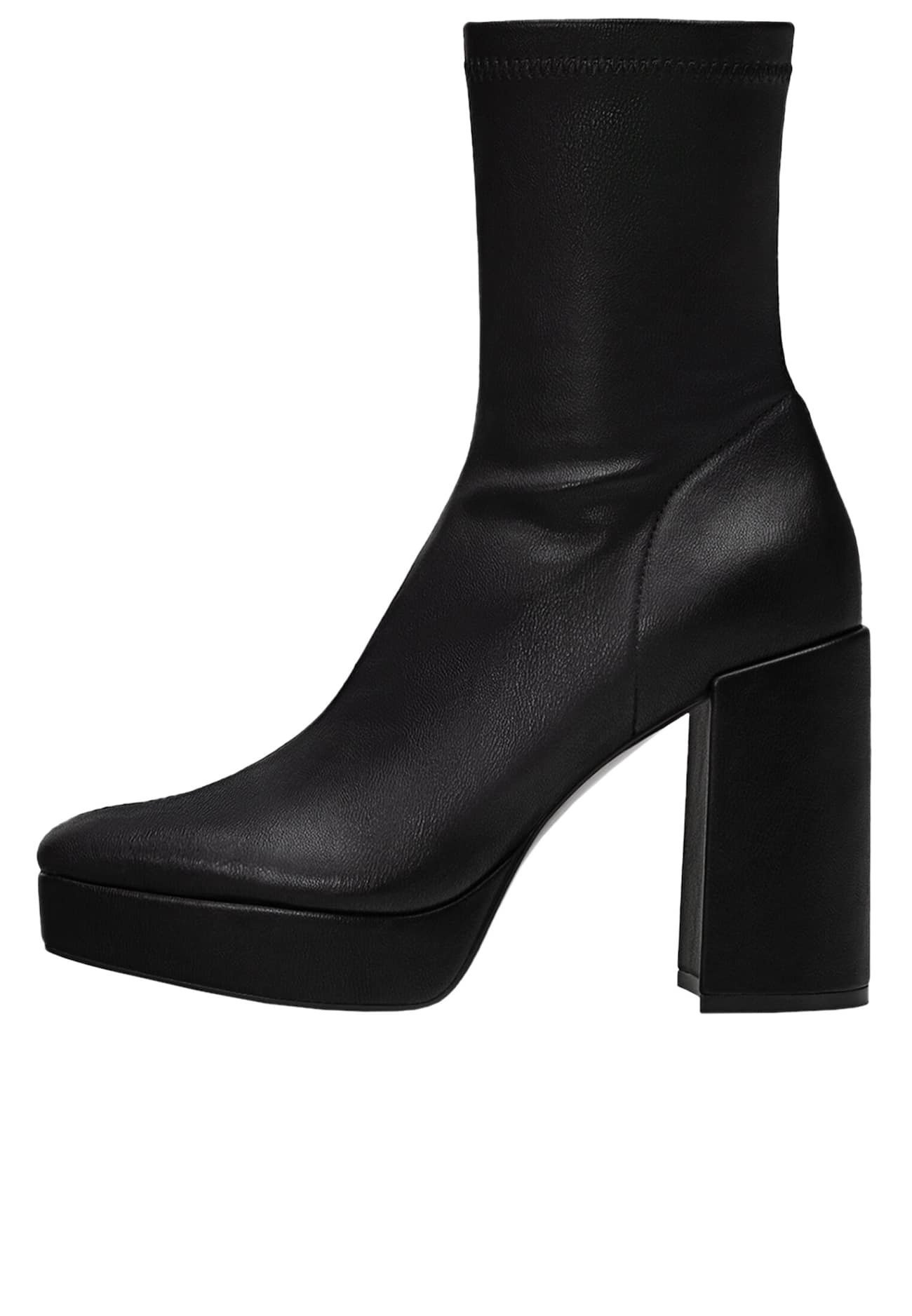 stradivarius stivaletti tacco