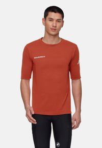 Mammut ASSOS X MAMMUT TACTICA TECH T5 - T-shirt con stampa - rust