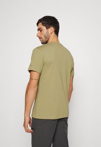 Columbia BASIC LOGO™ SHORT SLEEVE - T-shirt estampada - savory