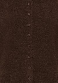 Tissu en maille marron duveteux avec une rangée verticale de petits boutons marron régulièrement espacés au centre. Aucun autre détail visible.