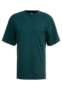 T-shirt verde scuro a maniche corte con colletto girocollo, design semplice, taglia media, esposto frontalmente su uno sfondo bianco.