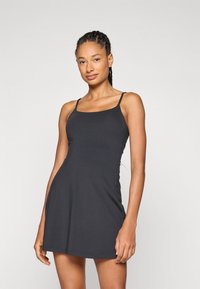 Girlfriend Collective FLOAT JULIET STRAPPY DRESS - Dzsörzéruha - black
