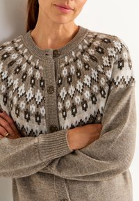 Cellbes of Sweden Strickjacke - beige patterned
