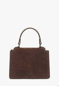 Brązowa zamszowa torebka o usztywnionej konstrukcji, z górnym uchwytem i subtelnym logo u dołu. Gładka faktura i minimalistyczny kształt.