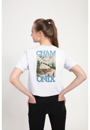 CHAMONIX-MONT - T-shirt z nadrukiem