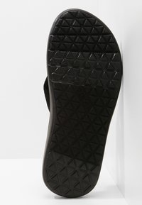Teva VOYA - Sandalias de dedo - brick black