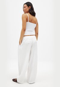 NA-KD MID WAIST  - Pantalon classique - white