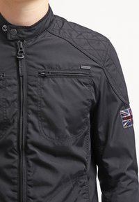 Pepe Jeans Allvädersjacka - black
