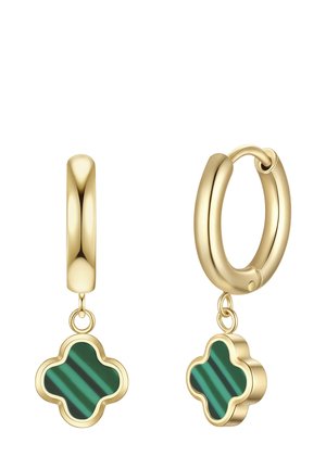 Pendientes de aro dorados con colgantes en forma de cuadrilóbulo verde con rayas verde oscuro.