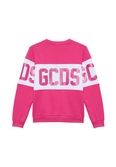 Rosa Sweatshirt mit einem weißen horizontalen Streifen, auf dem die Buchstaben "GCDS" in einem fetten Ombre-Gradient-Design über Brust und Ärmeln prangen.
