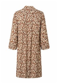 Hněd dress s květinovým vzorem, s třičtvrtinovými rukávy, límečkem a mírně volným střihem, s krémovými a námořnickými květinovými akcenty po celém povrchu.
