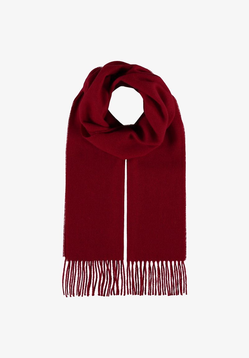 Écharpe rouge en matériau doux, conçue avec une texture lisse, doté de bouts frangés et d'un drapé en boucle.