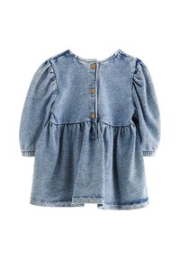 Abito in denim con lunghe maniche a sbuffo, vita arricciata e chiusura con bottoni sul retro. Colore azzurro chiaro con una texture morbida e orlo svasato.