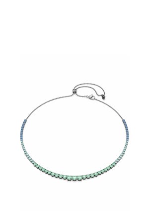 Silberne Halskette mit grünen und blauen runden Edelsteinen, die vorne in einem Farbverlauf angeordnet sind und einen verstellbaren Verschluss haben.