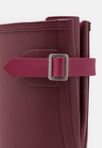 Hunter ORIGINAL WOMENS ORIGINAL TALL BACK ADJUSTABLE BOOT - Galochas - bernstroff burgund/hayes burgund