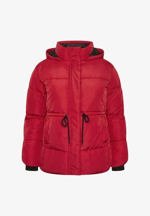 Chaqueta de plumas roja con capucha, que presenta una cremallera frontal, puños elásticos, dos bolsillos y detalles con cordón en la cintura. Material suave e insulated.