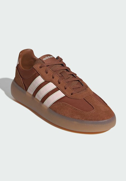 adidas Trainers - dusky bronze blush pink gum — foto 2