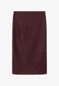 Unselected, mottled bordeaux