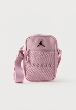 Jordan, JAM BLACKTOP FESTIVAL BAG UNISEX - Bandolera - iced carmine