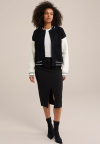 WE Fashion Uska suknja - black