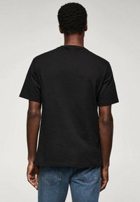 Mango T-shirt basic