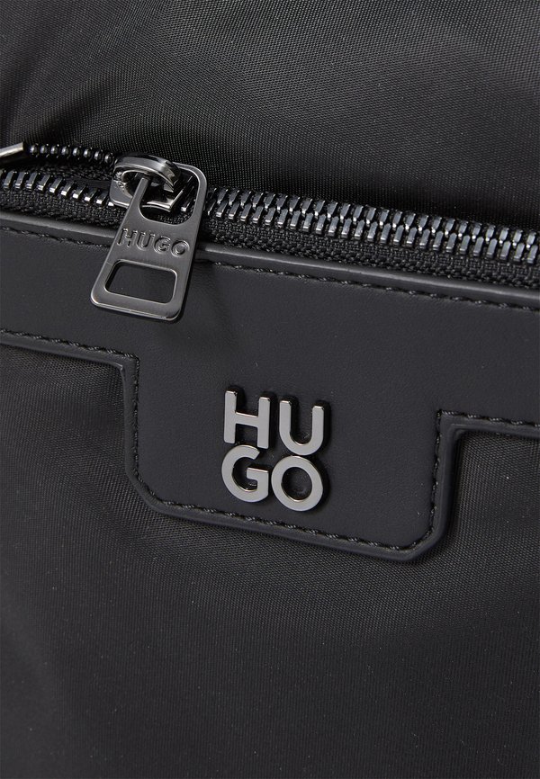 NESH ZIP - Cross body bag4