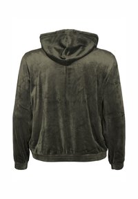 Felpa con cappuccio verde oliva realizzata in morbido materiale vellutato. Presenta polsini e cintura a costine, con una superficie liscia e un minimalismo nei dettagli.