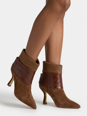 Alma en Pena, High heeled ankle boots - camel