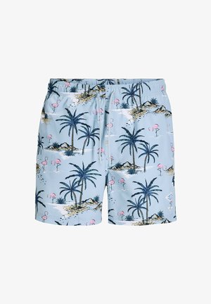 Lichtblauwe short met roze flamingo's, donkerblauwe palmbomen, een zandstrand en waterpatronen, voorzien van een elastische tailleband en een trekkoord.