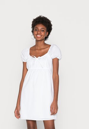 SUMMER PREVIEW - Day dress - solid white